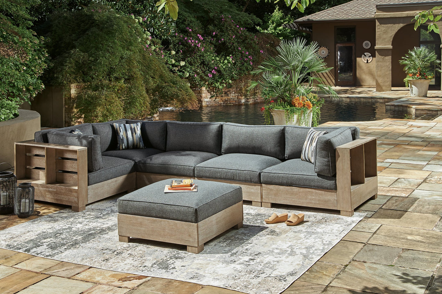 Citrine Park Outdoor Set - Pull Up A Couch