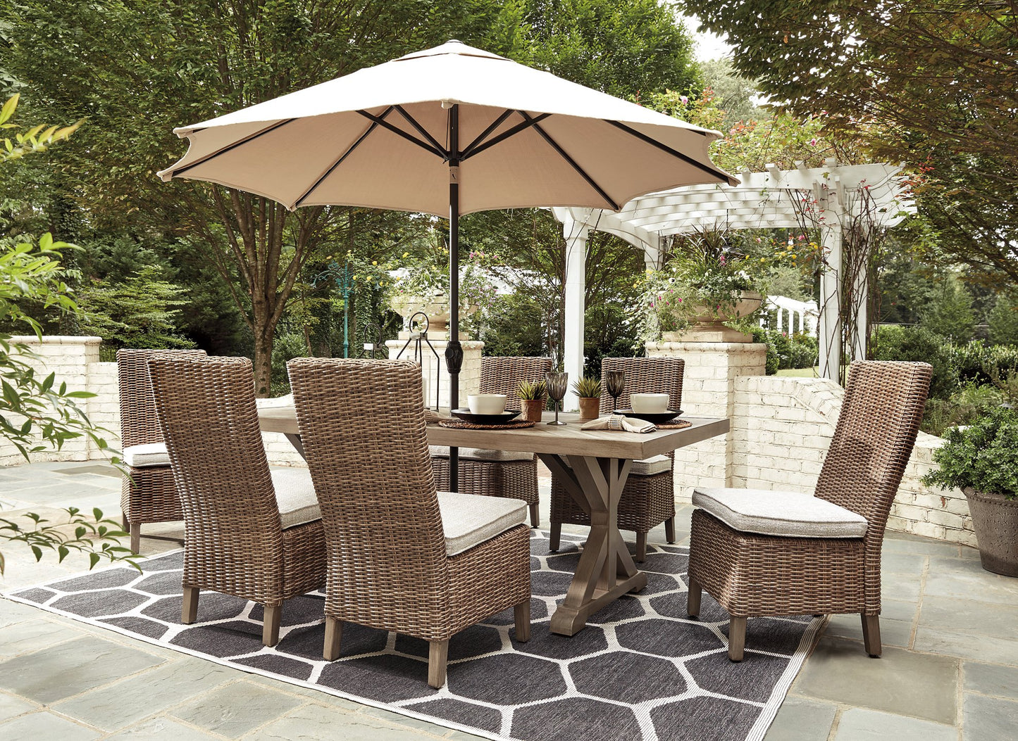 Beachcroft Outdoor Dining Set - Pull Up A Couch