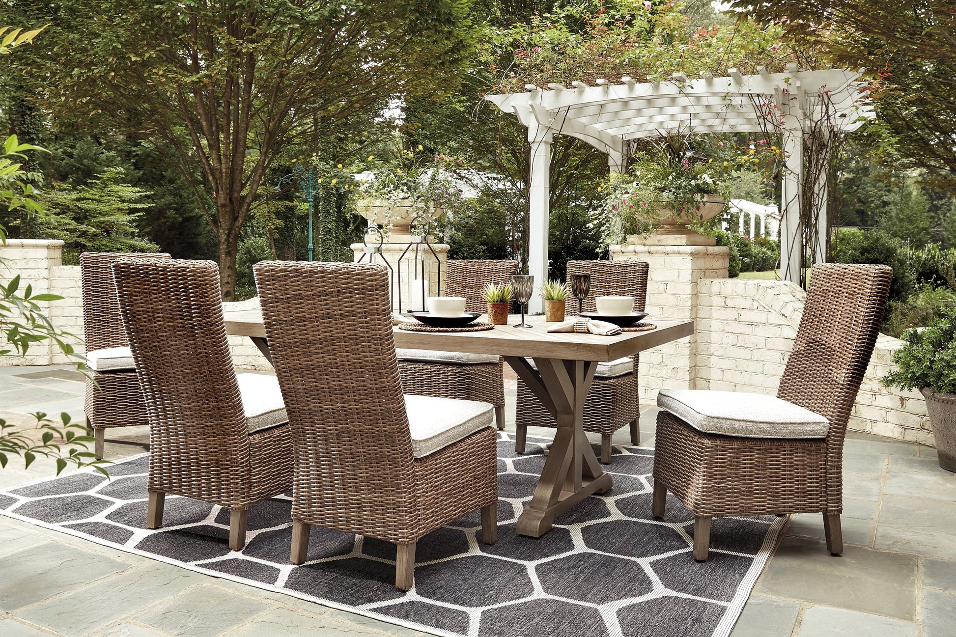 Beachcroft Outdoor Dining Set - Pull Up A Couch