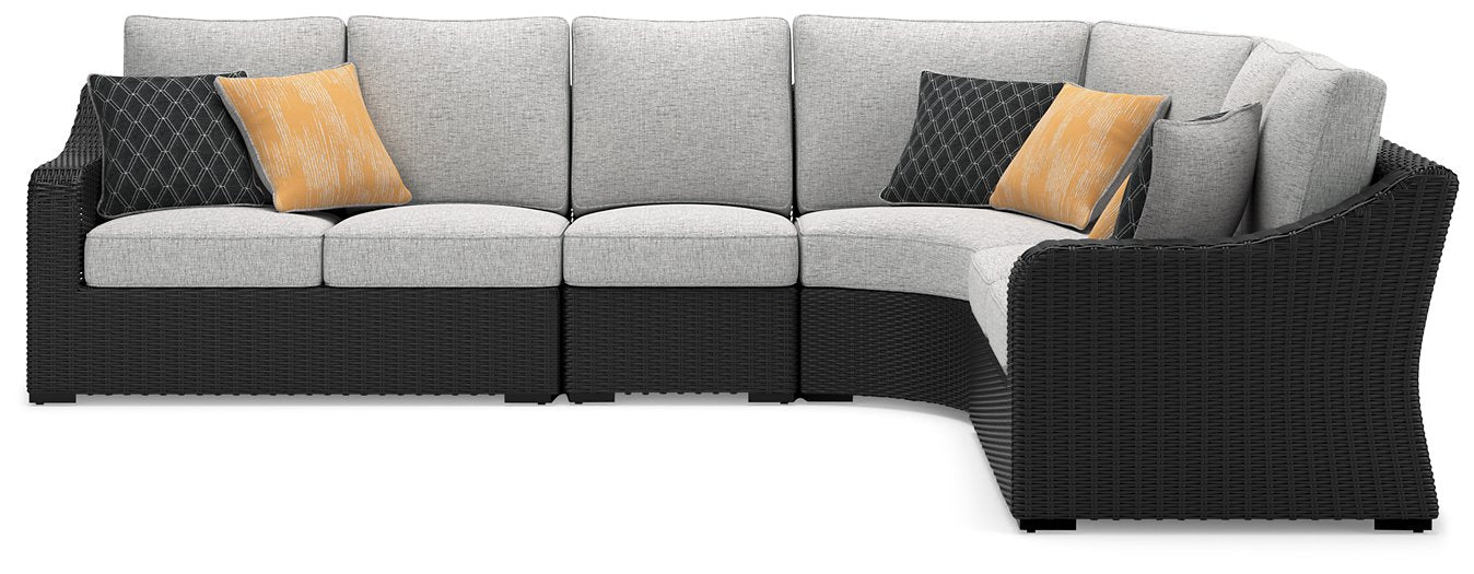 Beachcroft Outdoor Sectional - Pull Up A Couch