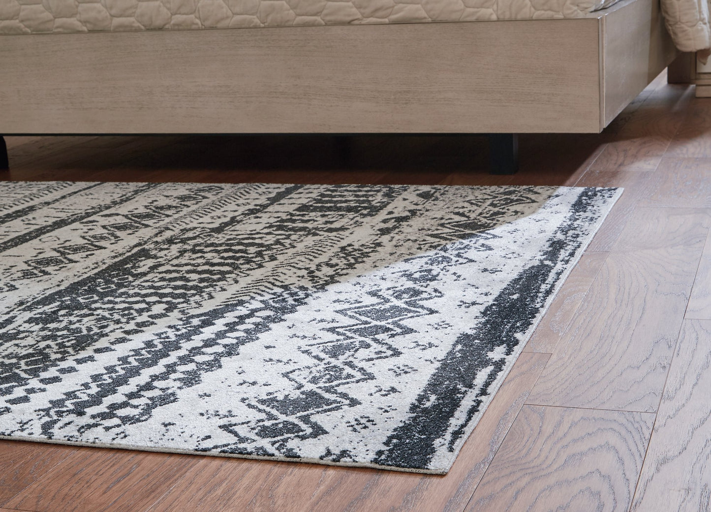 Devman 5'2" x 6'10" Rug - Pull Up A Couch