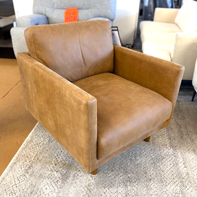 30" Genuine Leather Lounge Chair (Dakota Tan) - Pull Up A Couch