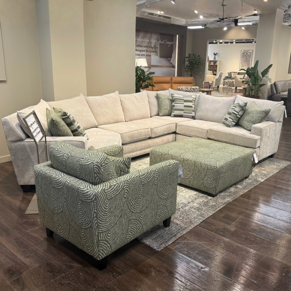 Belmont - Corner Sectional w/ Cuddle Corner