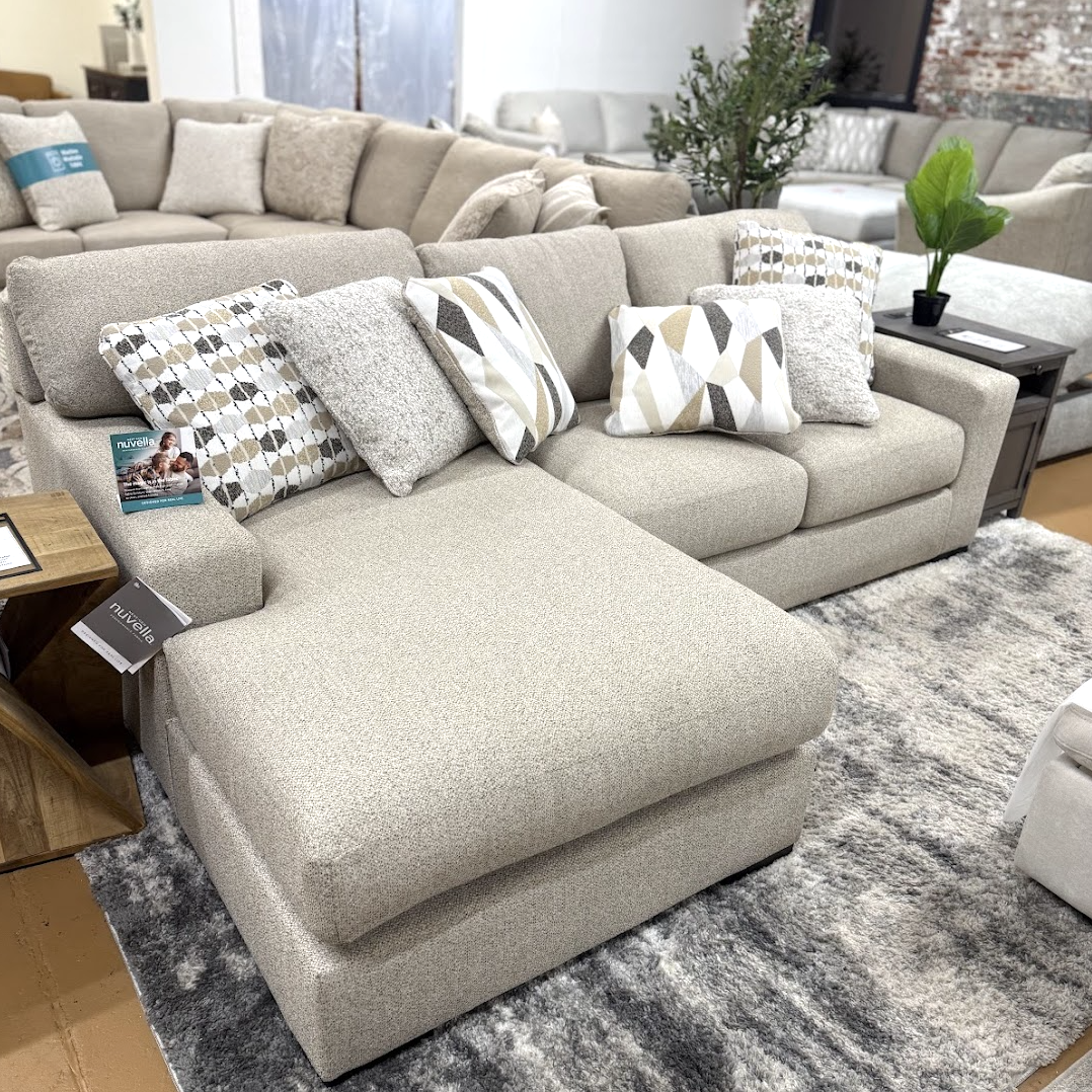 Silverwood Sectional Sofa Chaise