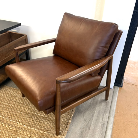28.5" x 32.5" Armed Leather Lounge Chair (Walnut/Indiana Brown) - Pull Up A Couch