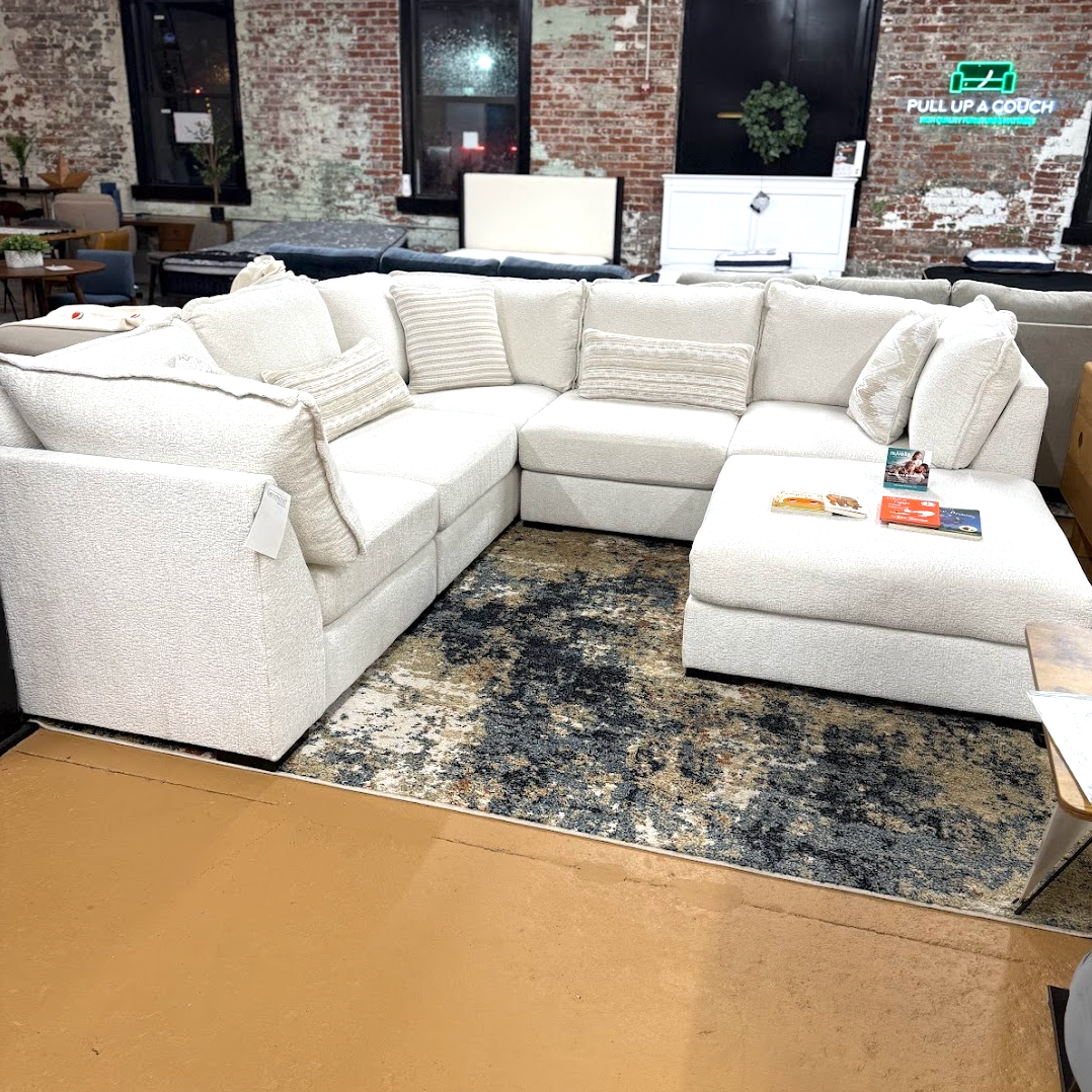 Pebblebrook 5pc Corner Sectional w/Ottoman
