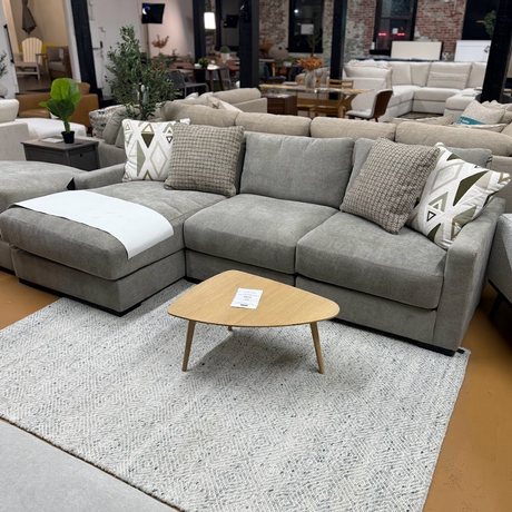 Riverview Sectional Sofa w/ Chaise (3pc) - Pull Up A Couch