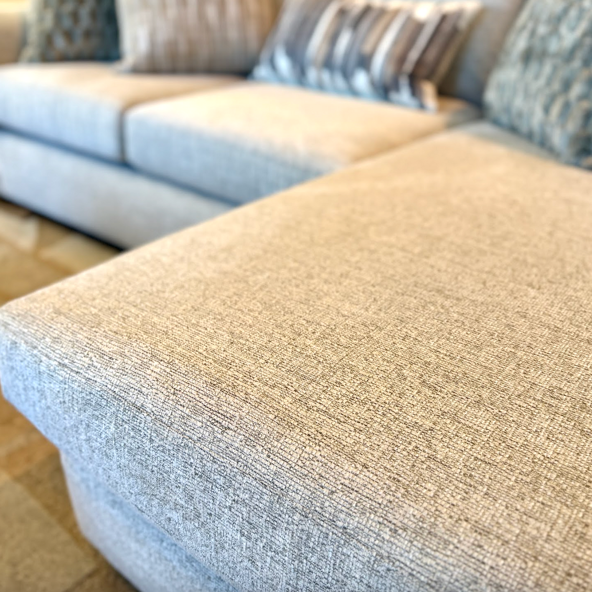 Mayfield Sectional w/ Reversible Chaise - Pull Up A Couch