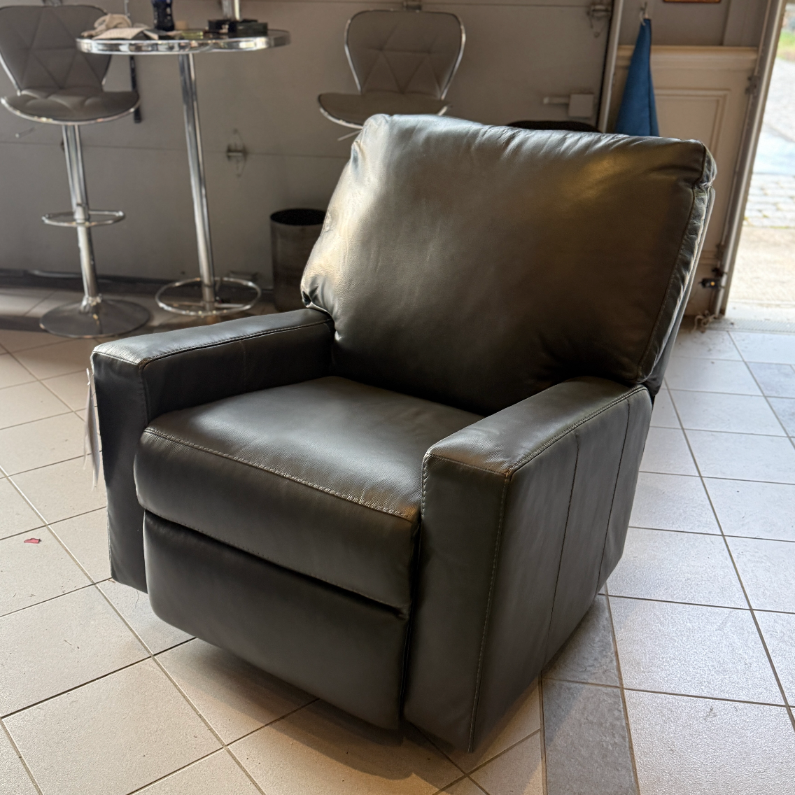 Torino Manual Rocker Recliner Chair - Pull Up A Couch