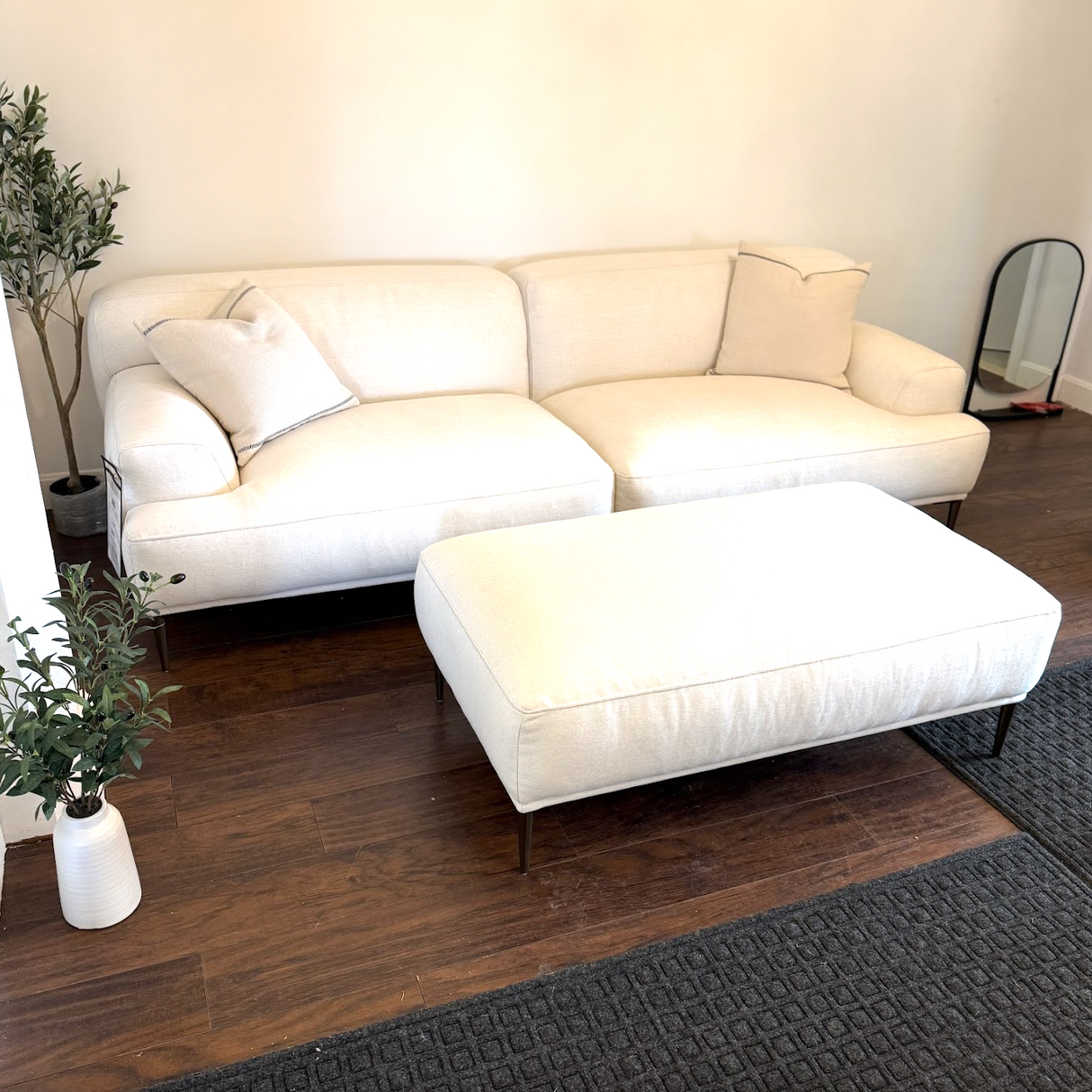 91" Modular Sofa w/Ottoman (Quartz White) - Pull Up A Couch