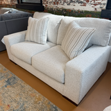 Jamestown Loveseat