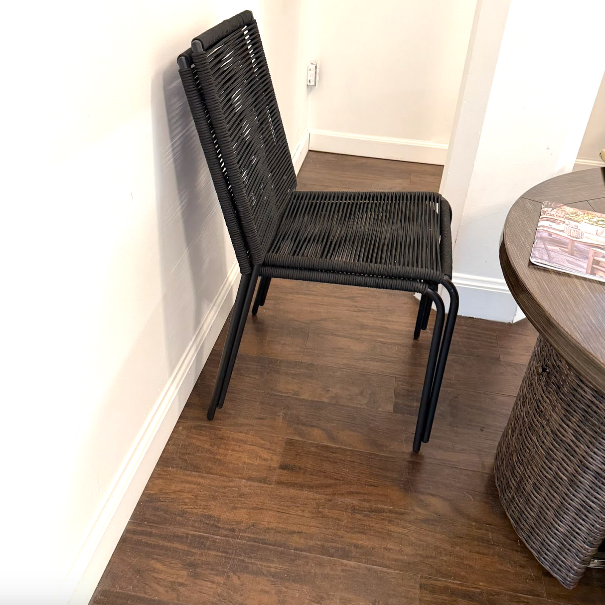 Stackable Outdoor Dining Chair (Ember Black)