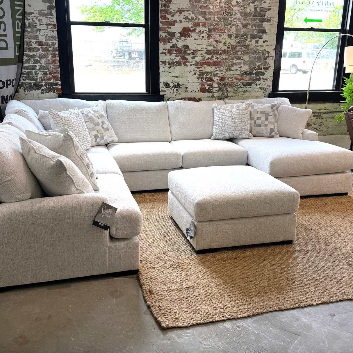 Ashbourne Corner Sectional w/ Chaise
