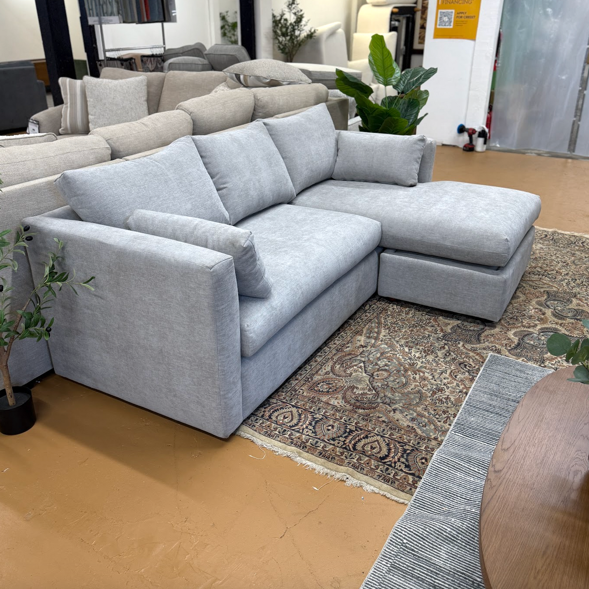 Sectional w/ Reversible Chaise + Storage (Hestia Gray)