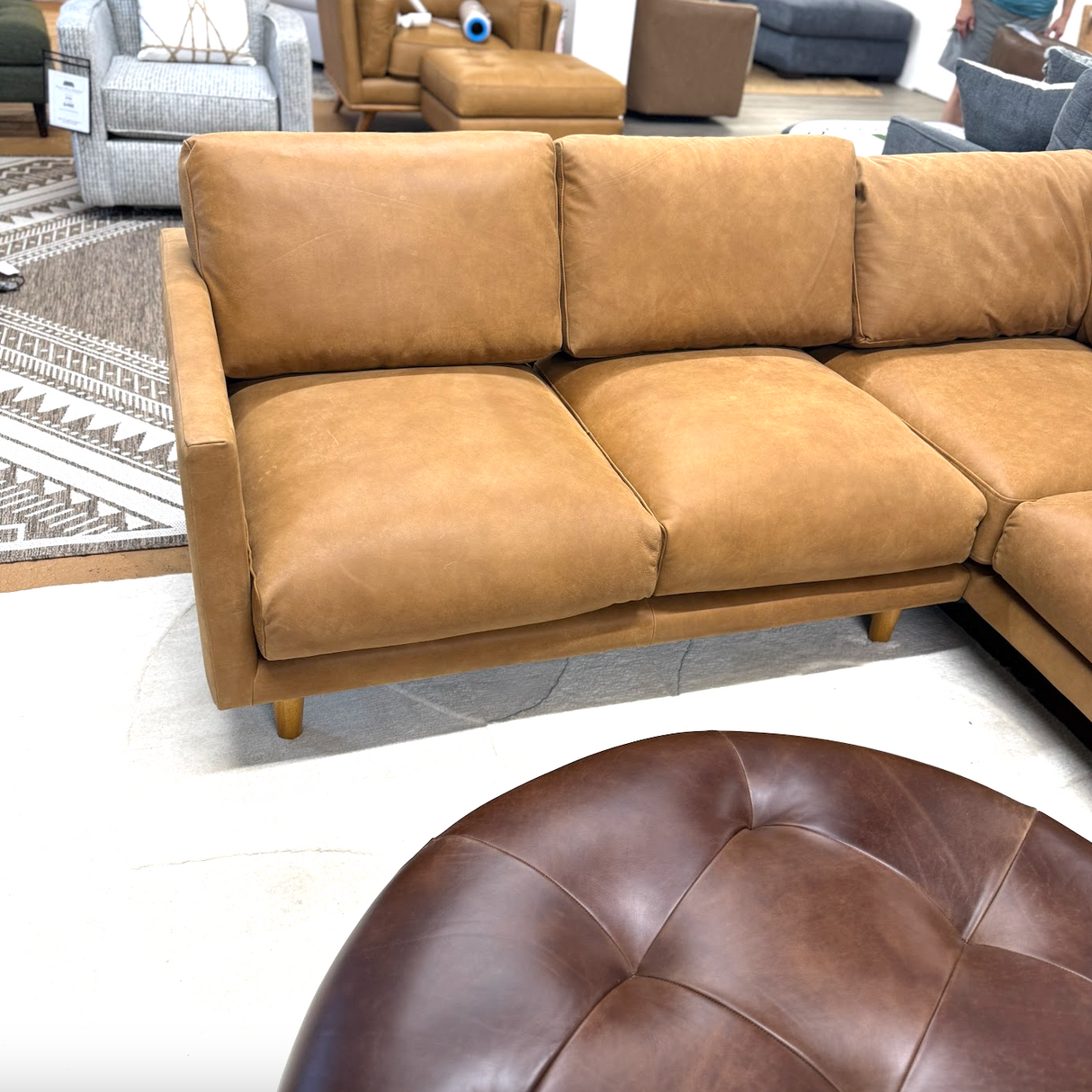 Leather Corner Sectional (Dakota Tan)