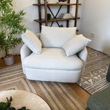 Grand Swivel Lounge Chair (Silver Ivory)