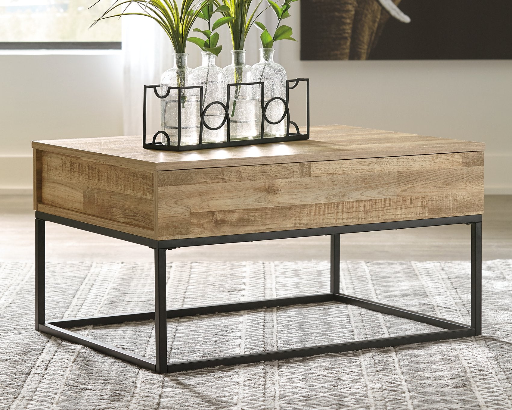 Gerdanet Lift-Top Coffee Table - Pull Up A Couch