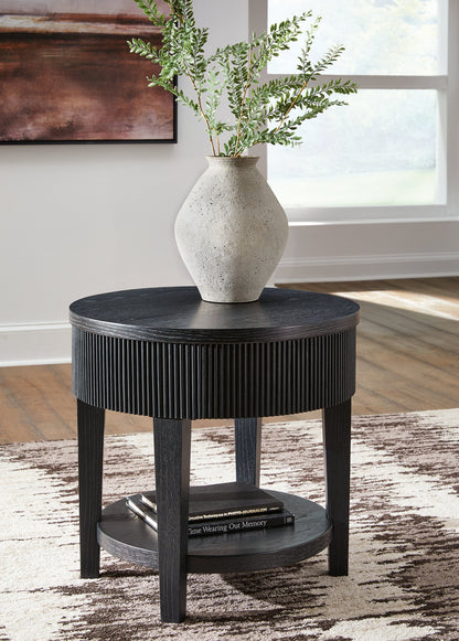 Marstream End Table - Pull Up A Couch