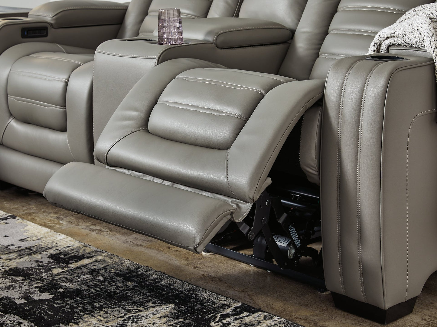 Backtrack Power Reclining Loveseat - Pull Up A Couch