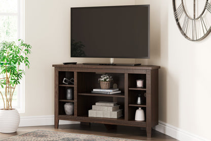 Camiburg Corner TV Stand - Pull Up A Couch