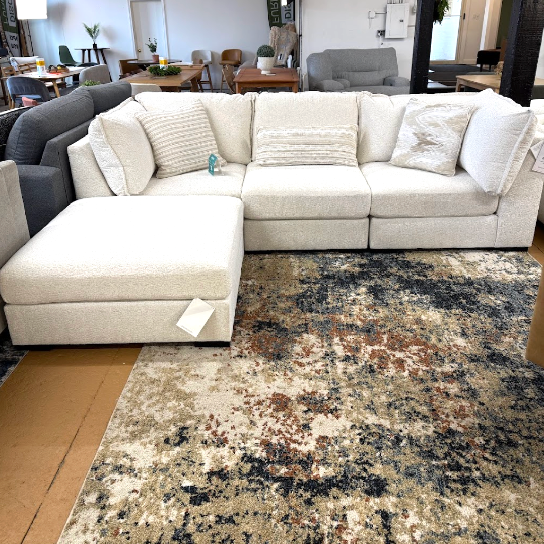 Pebblebrook 3pc Sofa w/Ottoman