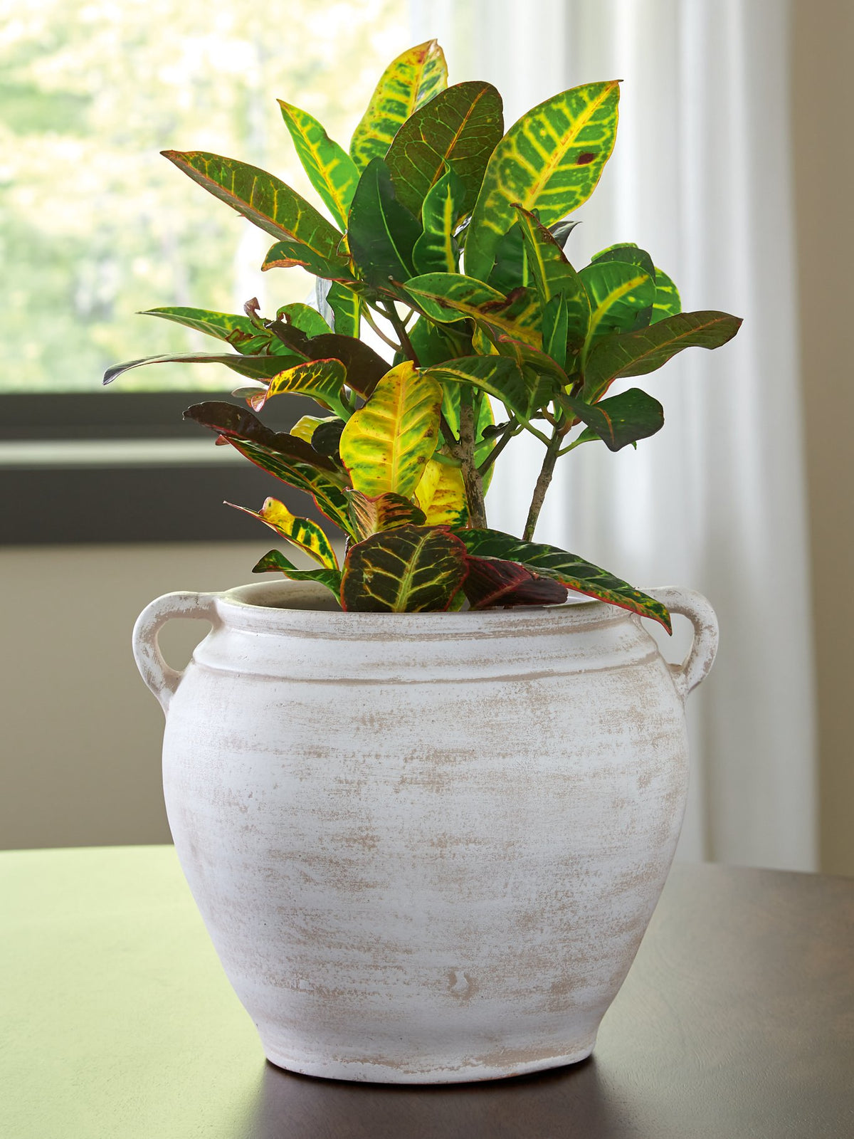 Ashley Furniture Meadie Vase, decorative ceramic vase with textured design, suitable for home decor or floral arrangements.