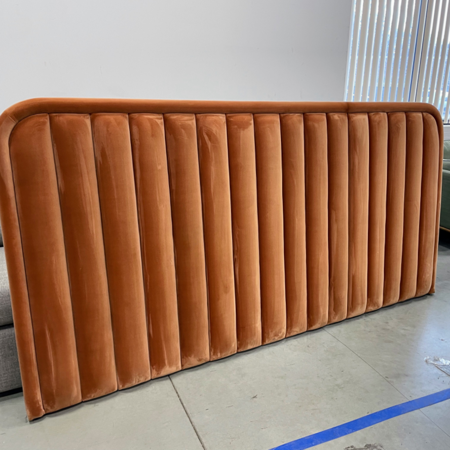 ARTICLE - Rolph King Velvet Headboard