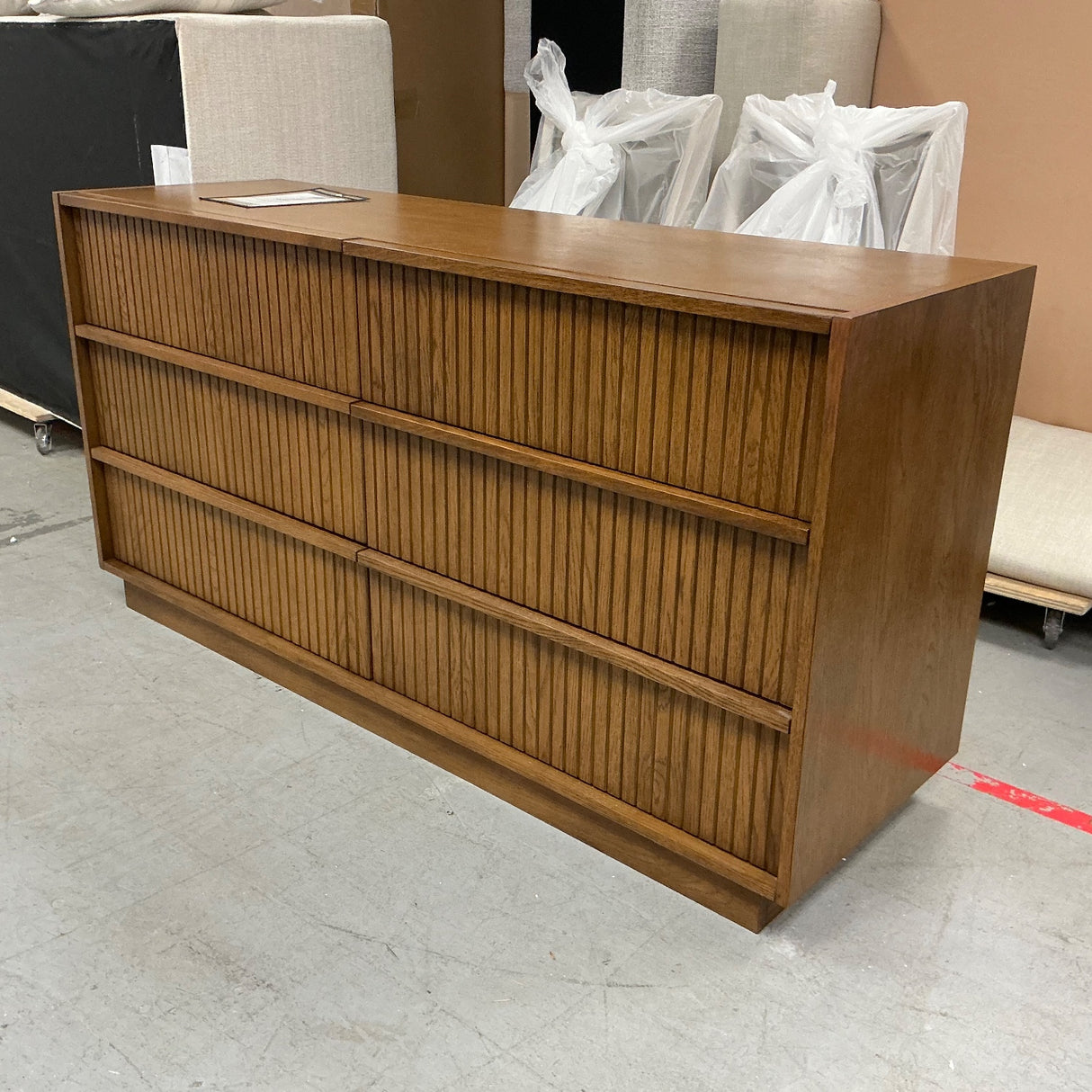 ARTICLE - Kouva Dresser (Smoked Oak)