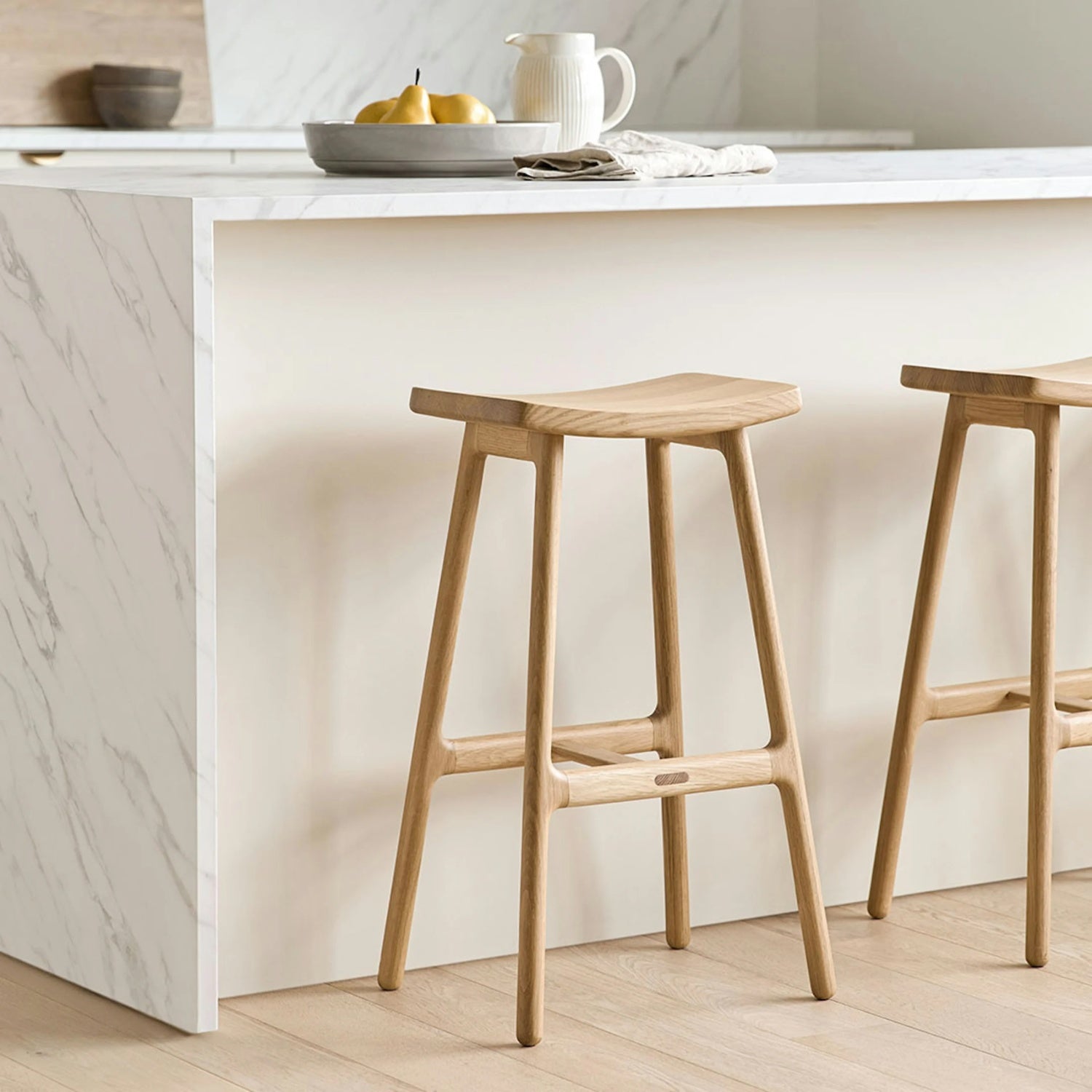 ARTICLE Esse Counter Stool