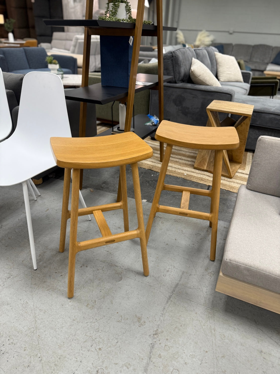 ARTICLE - Esse Counter Stool (Light Oak)