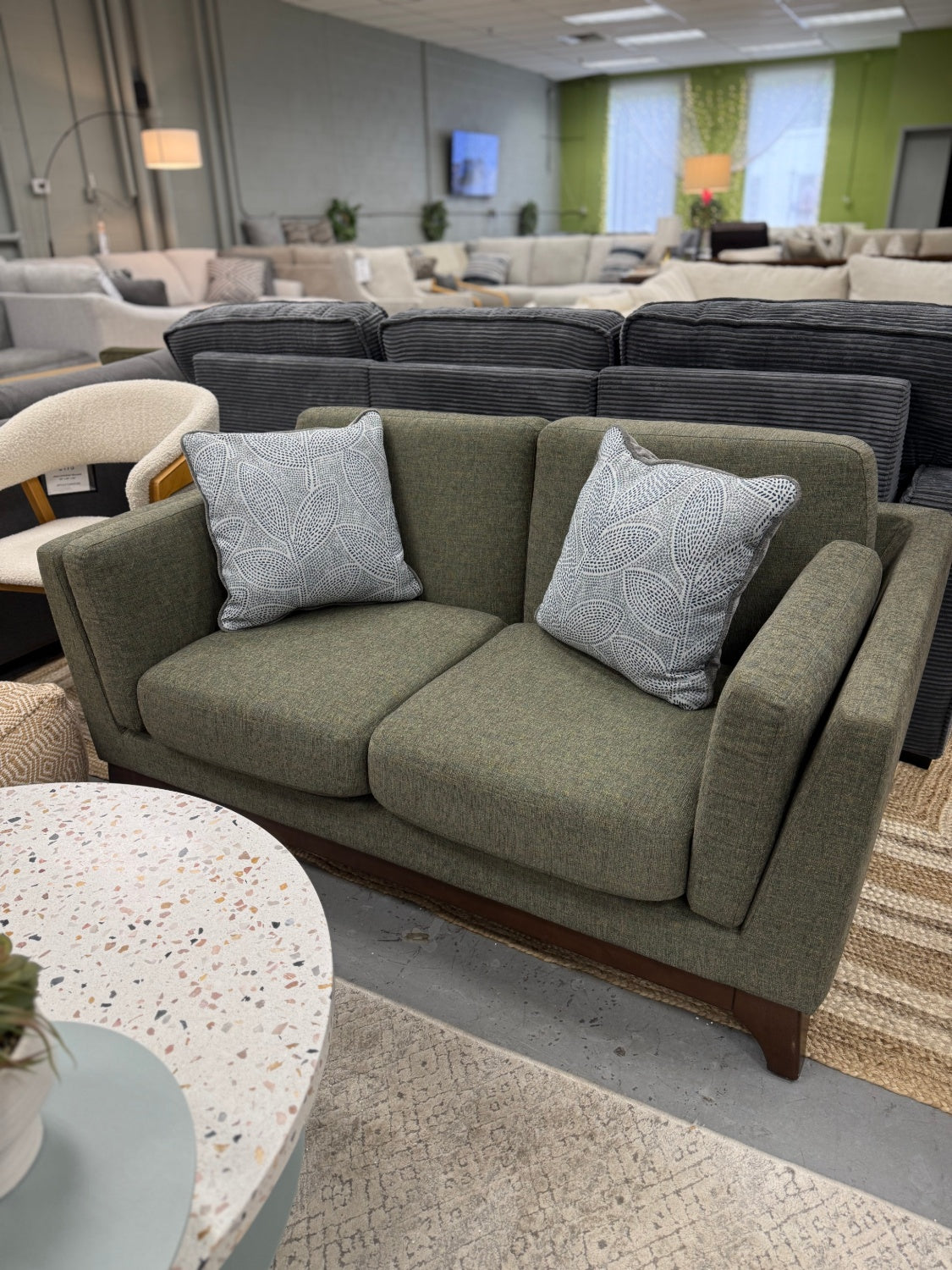 ARTICLE - Ceni 61" Loveseat (Hemlock Green)