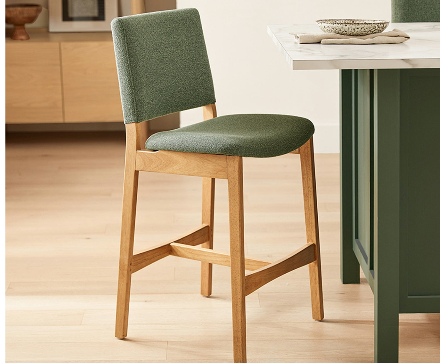ARTICLE Nosh Counter Stool