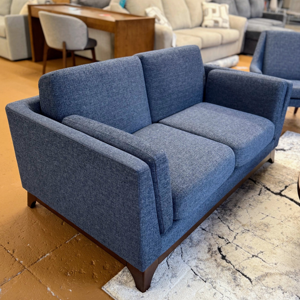 ARTICLE - Ceni 61" Loveseat