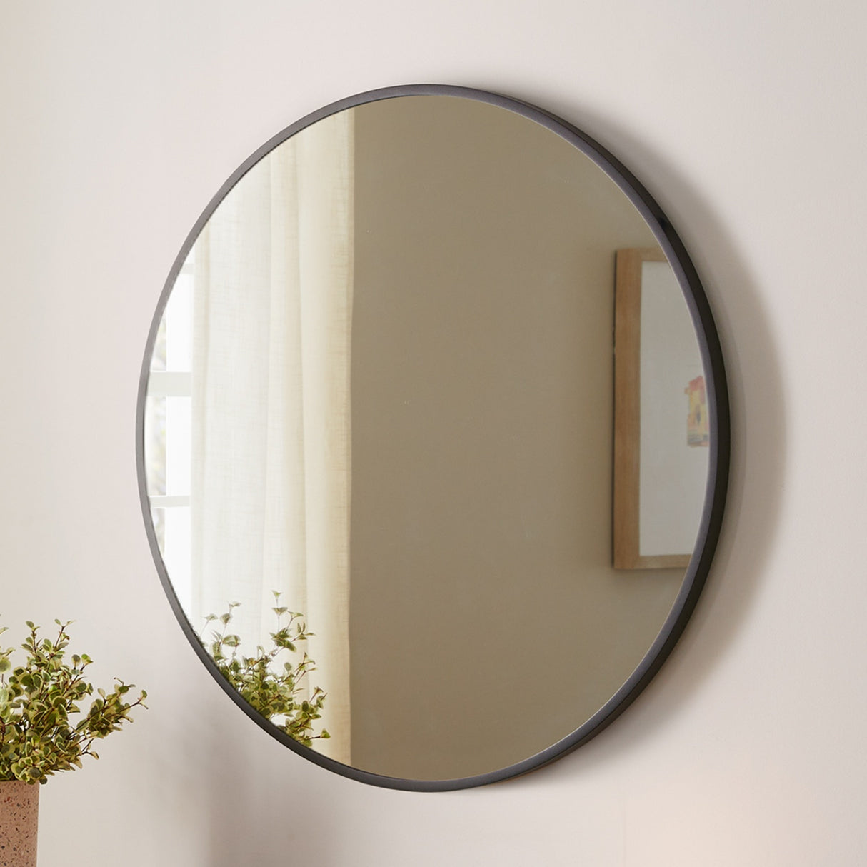 ARTICLE - MANSFIELD ROUND WALL MIRROR