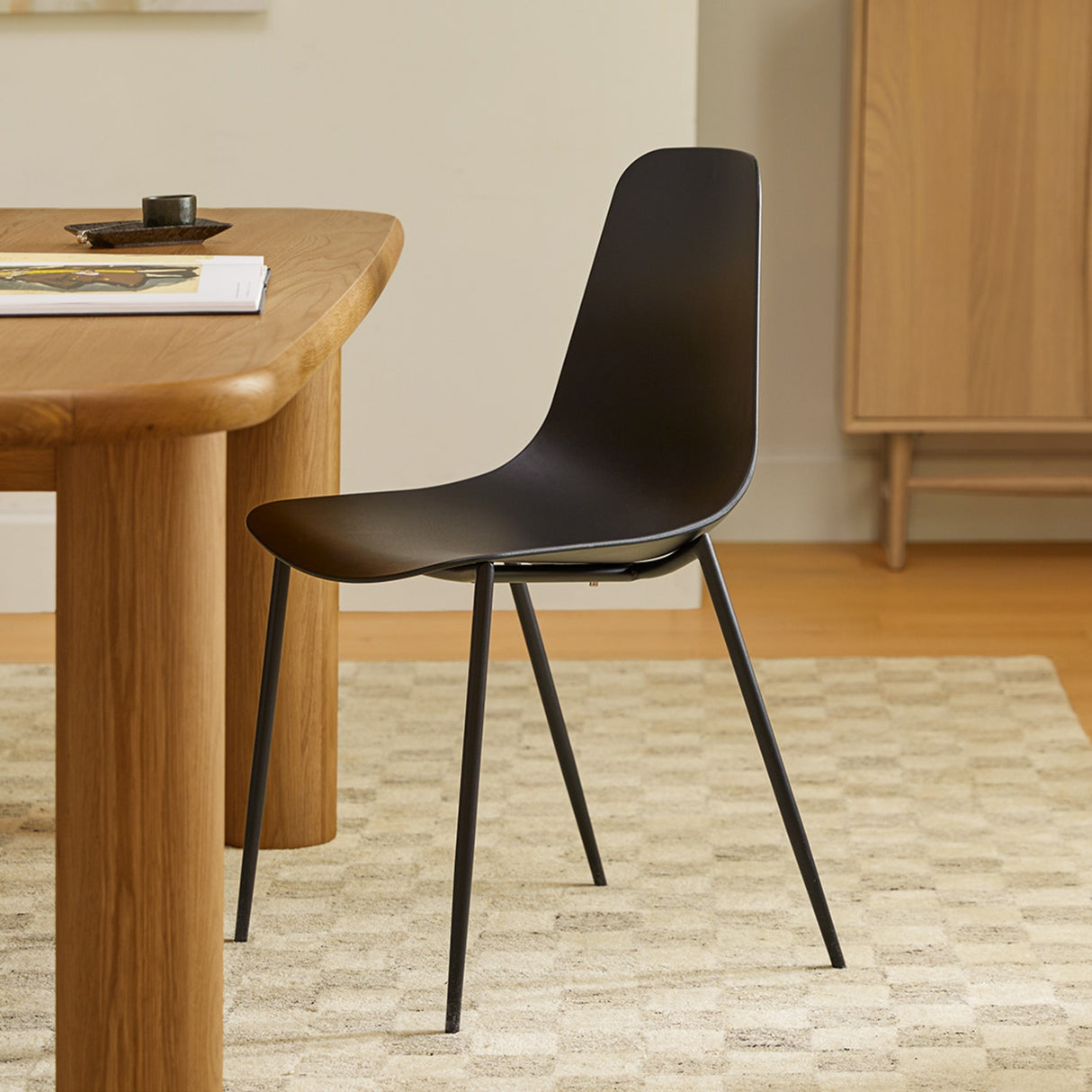ARTICLE - Svelti Dining Chair - Pure Black