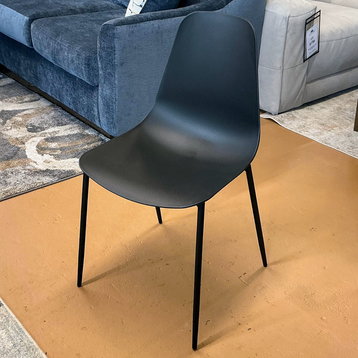ARTICLE - Svelti Dining Chair - Pure Black
