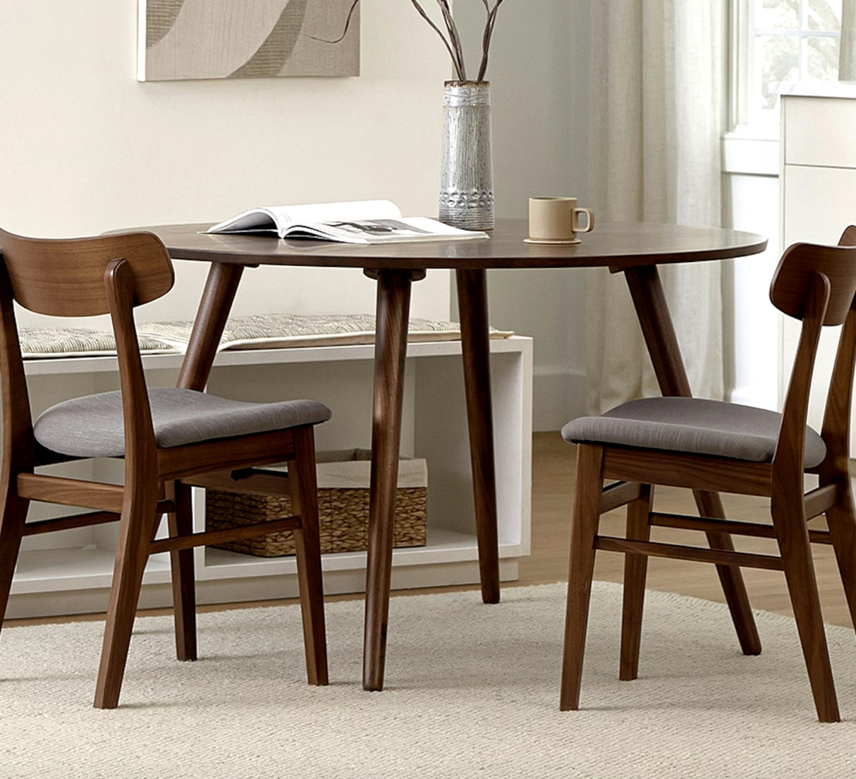ARTICLE - Seno Round Dining Table for 4 (Walnut)
