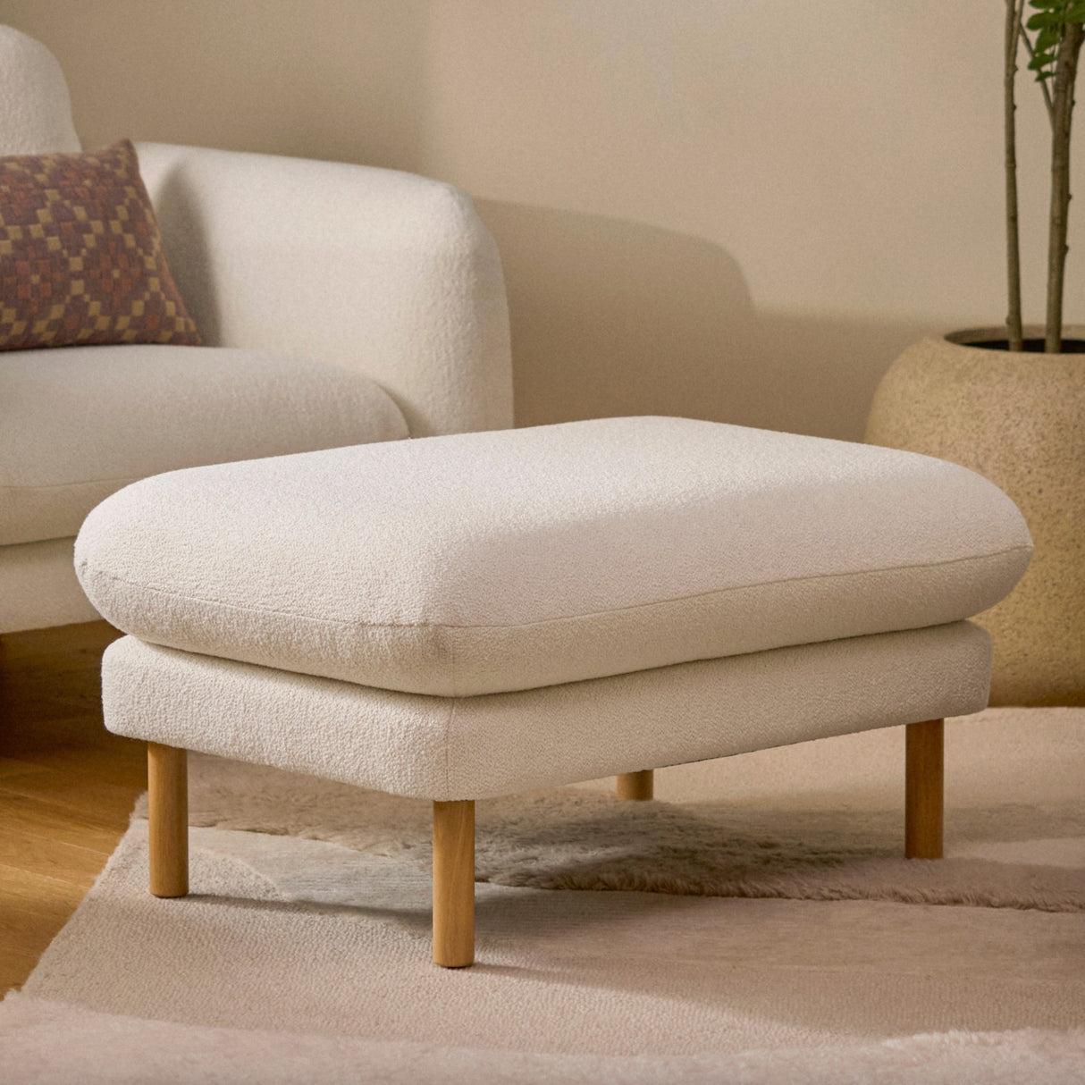 Sanders Ottoman (Ivory Bouclé)