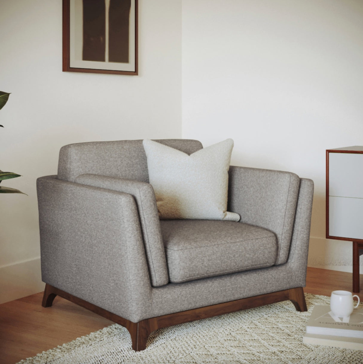 Ceni Lounge Chair (Quarry Ivory)