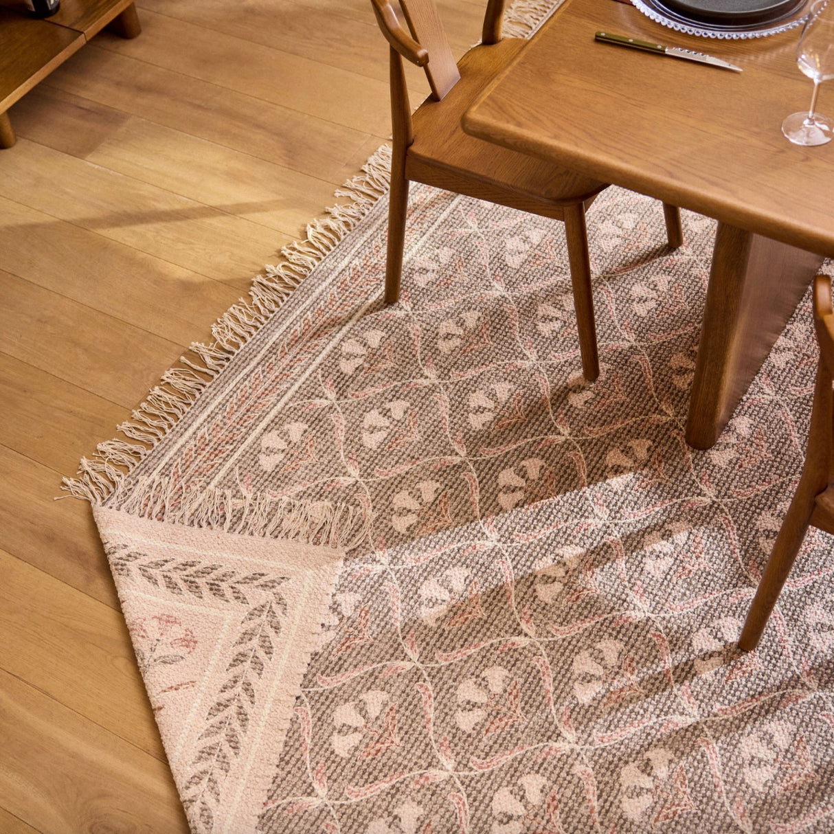 9' x 12' Reversible Area Rug (Olive Green/Beige)