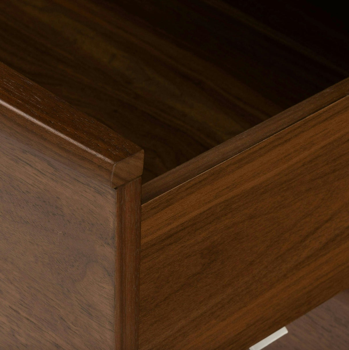 6-Drawer Double Dresser (Walnut)