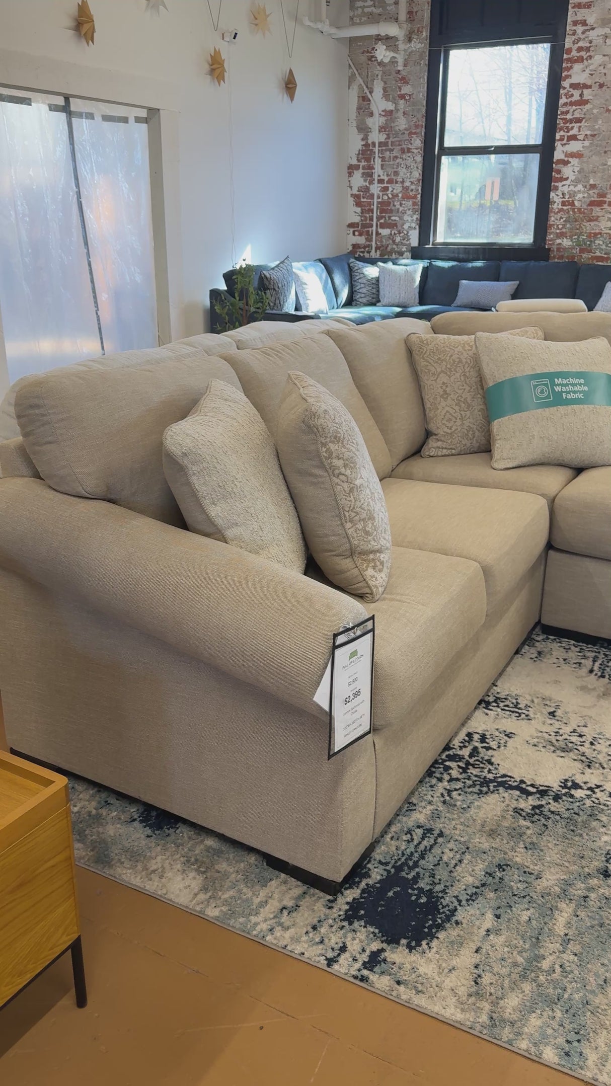 Lennox Corner Sectional w/Chaise