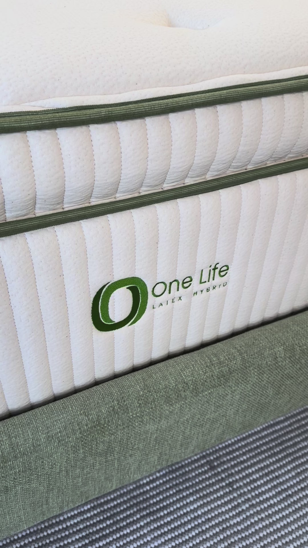 Organic Latex ET 13" Mattress w/Performance (New)