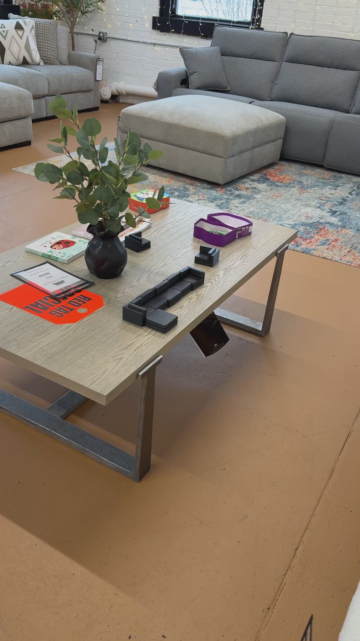 Dalenville Coffee Table (CLEARANCE)