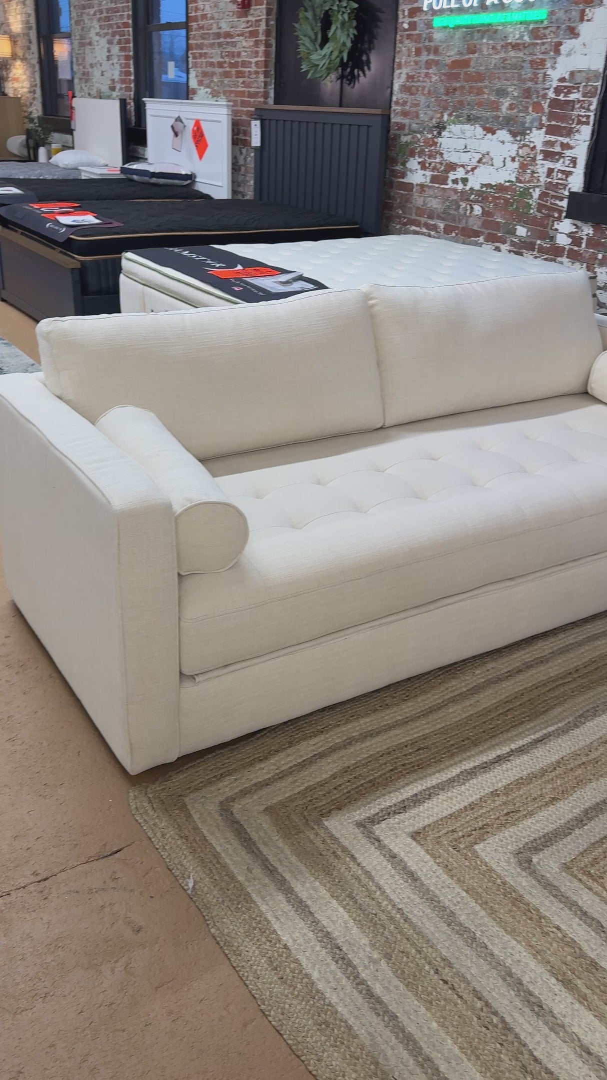 88" Tufted Sofa Sleeper Bed (Biscuit Cream)