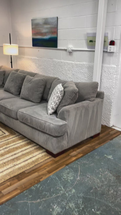 Large Gray 2pc Sectional w/Corduroy Fabric