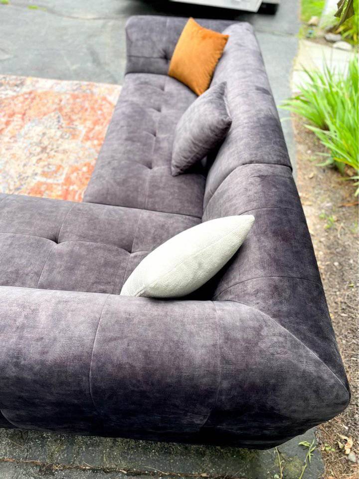 Acanva Gray Tufted 2pc Sectional - Pull Up A Couch