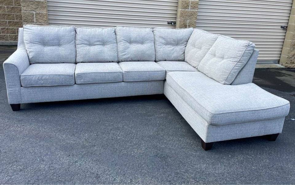 Gray 2pc Sectional Couch w/Chaise - Pull Up A Couch