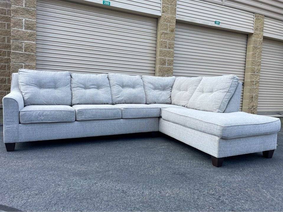 Gray 2pc Sectional Couch w/Chaise - Pull Up A Couch