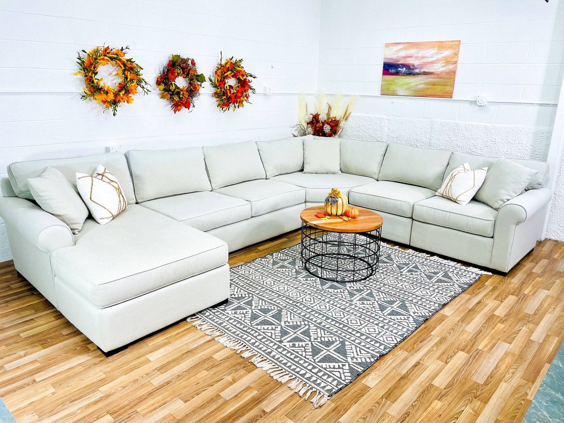 Macys 5pc Sectional w/Chaise - Pull Up A Couch